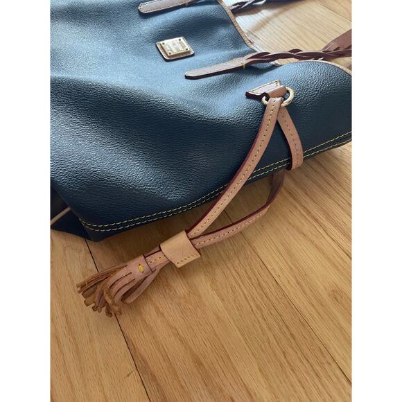 Dooney & Bourke Shoulder bag - Picture 4 of 7